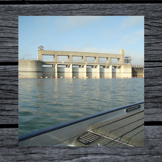 <div style="text-align:center">Falcon Dam
